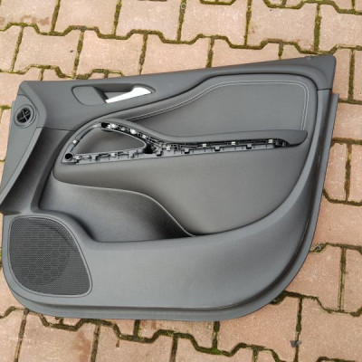 Boczek drzwi przód przedni Opel Zafira C 13453716