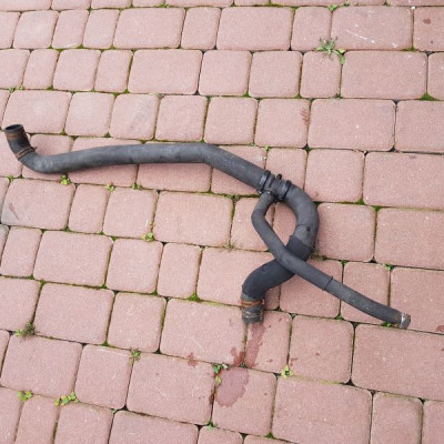 Przewód wody wąż Opel Vivaro Trafic