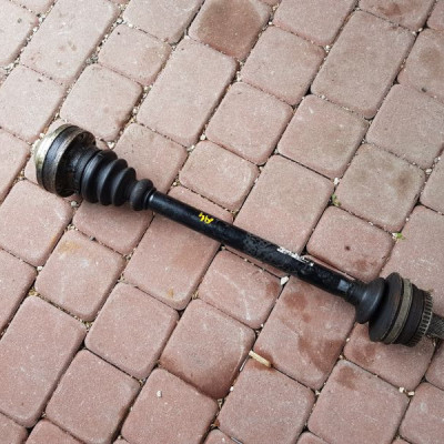 Półóś tył tylna lewa Audi VW 8E0501203K