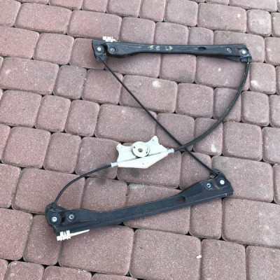 Podnosnik szyby prawy Skoda Superb II 2 2013r