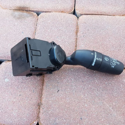 Manetka wycieraczek TOYOTA Corolla Verso 2007