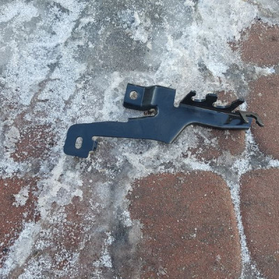 Łapa wspornik 2.3 DCI Master movano 543144180R