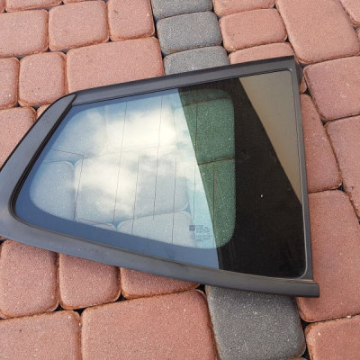 Szyba tył tylna Zafira C TOURER 2014r 12841838