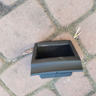 Obudowa tunelu schowek Audi A3 8P0863351D