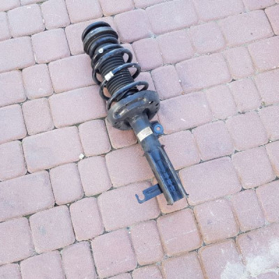 Amortyzator przód przedni L Opel Insignia 13475852