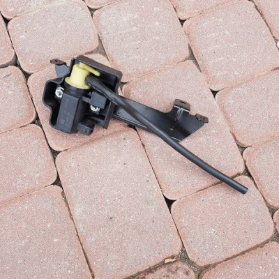 Zawór podcisnienia Opel Zafira C 55566898