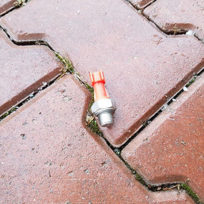 Czujnik cisnienia oleju DUCATO IVECO F10082