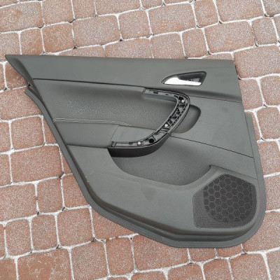 Boczek tył tylny OPEL INSIGNIA OPC skóra 957