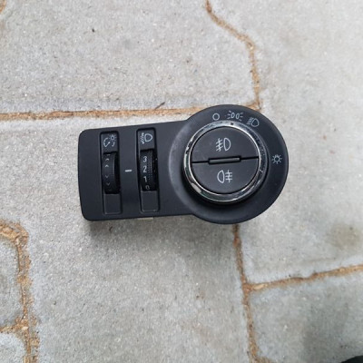 PRZEŁĄCZNIK ŚWIATEŁ OPEL INSIGNIA 13268695 ED