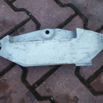 Łapa silnika wspornik Opel Insignia OPC 13227755