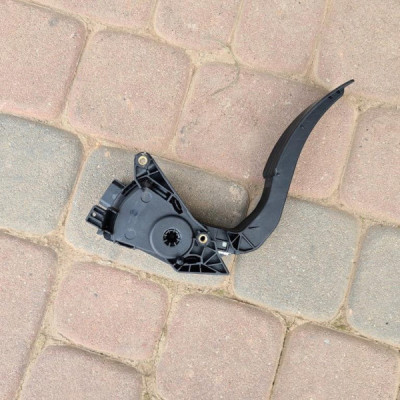 Pedał gazu potencjometr Renault Clio IV 180029347R