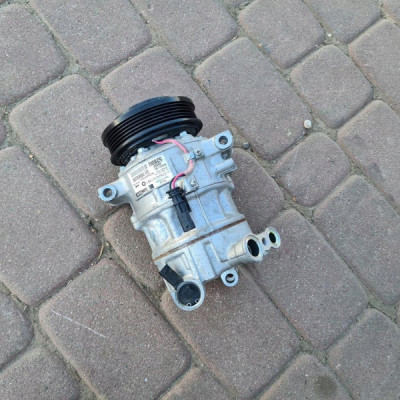 Sprężarka klimatyzacji Opel Insignia B 39065280