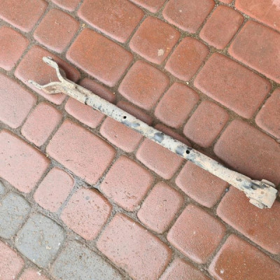 Wahacz tył tylny prawy 1.6JTD Opel Combo D