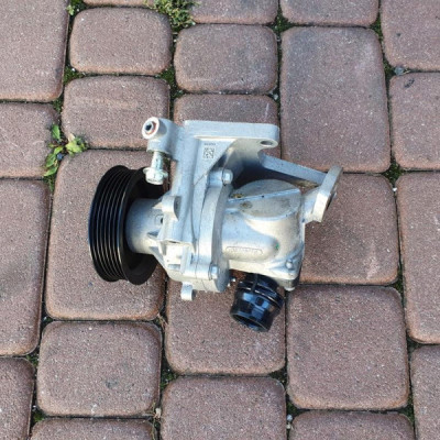 Pompa wody Opel Astra K V 55496778 55503482