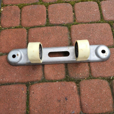 Wieszak mocowanie wydechu DPF Opel Insignia B