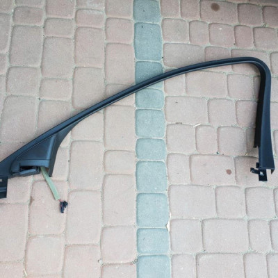 Zgarniacz uszczelka Opel Insignia B 17 39105775