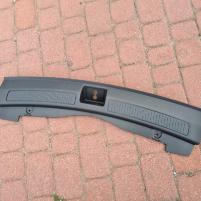 Plastik bagażnika pasa Opel Insignia B 13487498