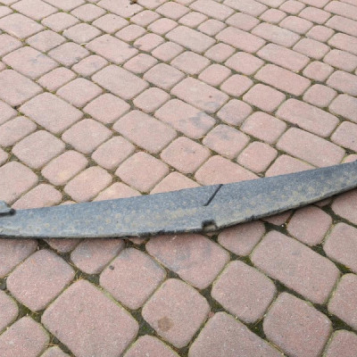 Absorber zderzaka przód Opel Mokka 95109132