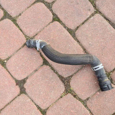 Rura przewód wąż wody 1.7CDTI Opel Mokka 95316523