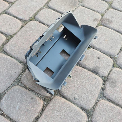 Obudowa wyświetlacza NAVI Opel Mokka 95088022