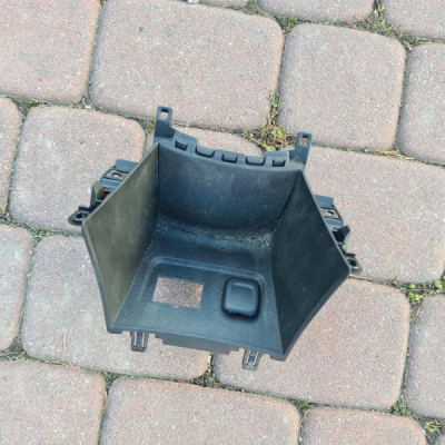 Schowek półka zapalniczka Opel Mokka 95080702