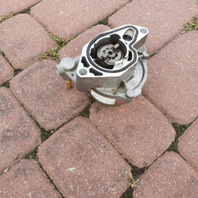 Pompa podciśnienia OPC Opel Astra J IV 4 12632504