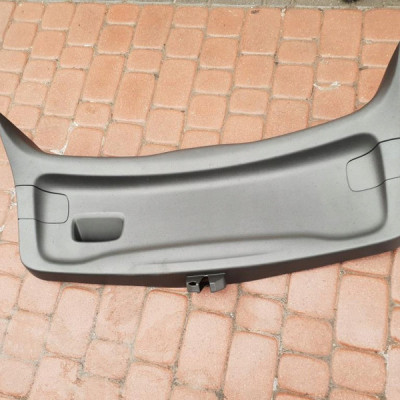 Obudowa osłona klapy Hatchback Astra K V 39075514