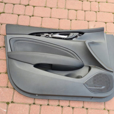 Boczek drzwi przednich klapa el. Opel Insignia B