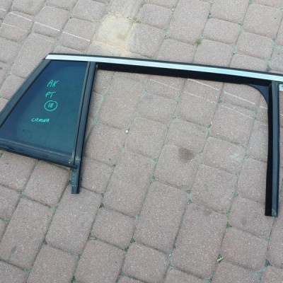 Szyba tył tylna prawa kombi Opel Astra K V 2018r