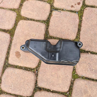 Zbiorniczek płynu 2.0D Opel Insignia B 55578295