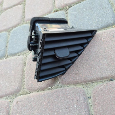 Kratka deski środkowa Europa prawa Opel Insignia B