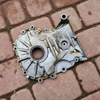 Obudowa rozrządu osłona 1.6T LWC Opel Zafira C