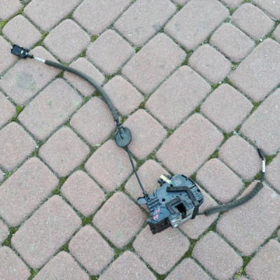 Zamek drzwi EUROPA przód prawy Renault Captur