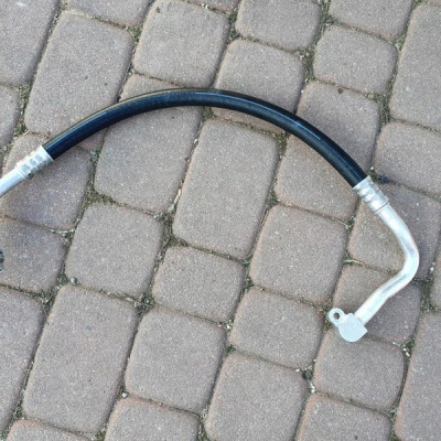 Przewód klimatyzacji 1.2T Opel Astra K V LIFT 39171883