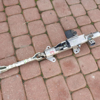 Kolumna kierownicza krzyżak Vivaro B Trafic III