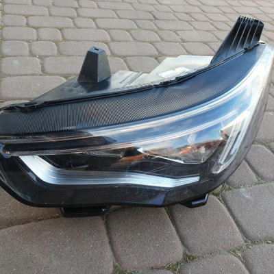 Lampa przód lewa OPEL Grandland X Uszkodzona