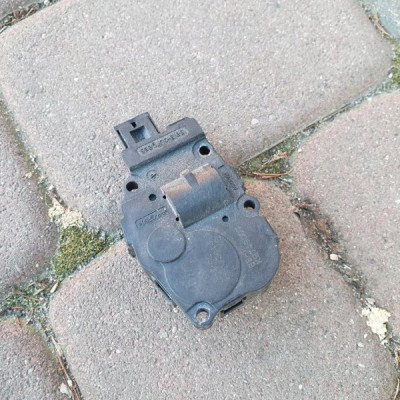 Silniczek nagrzewnicy Mercedes CLS W218