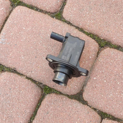 Zawór turbo turbiny 1.6T Opel Zafira C 12653613