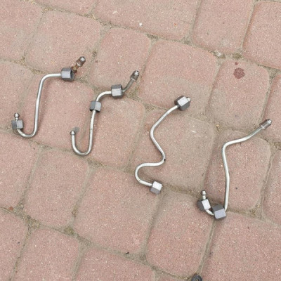 Przelew przeód przewody paliwa Vivaro B Trafic III