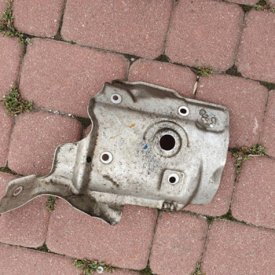 Osłona termiczna 1.6 DCI Vivaro B Trafic III