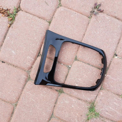 Półka osłona plastik tunelu Opel Astra K V