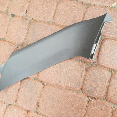 Obudowa klapy osłona kombi Opel Astra K V 39097934