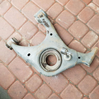 Wahacz tył tylny 4x4 Cross Country Opel Insignia