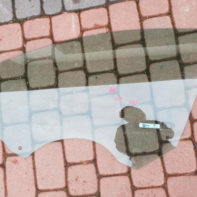 Szyba przód przednia lewa Opel Astra K V 2018r