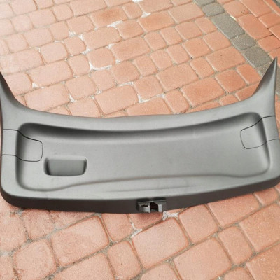 Obudowa osłona klapy Hatchback Astra K V 39066899