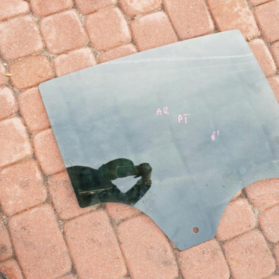 Szyba tył tylna ciemna prawa Opel Astra K V 2018r