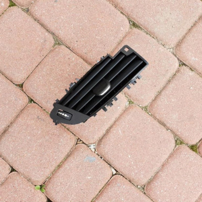 Kratka nawiew nadmuch deski EU Opel Astra K V