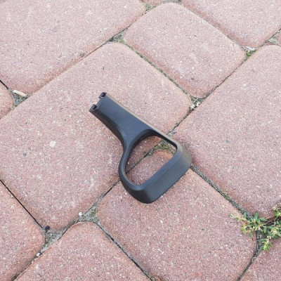 Rączka uchwyt fotela kierowcy Astra J IV 13257201