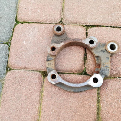 Podstawa piasty tarczy tył Opel Astra 5 V K