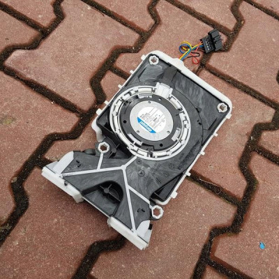 Głośnik subwoofer nagłośnienie Mercedes W218 CLS